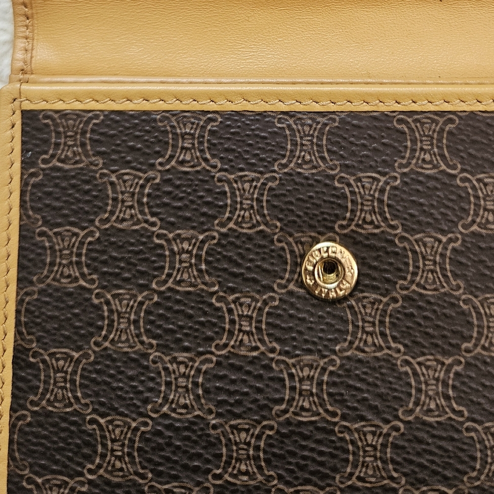 EUC CELINE Paris Vintage Triomphe Monogram & Tan Leather 2 sided Wallet - Picture 8 of 14